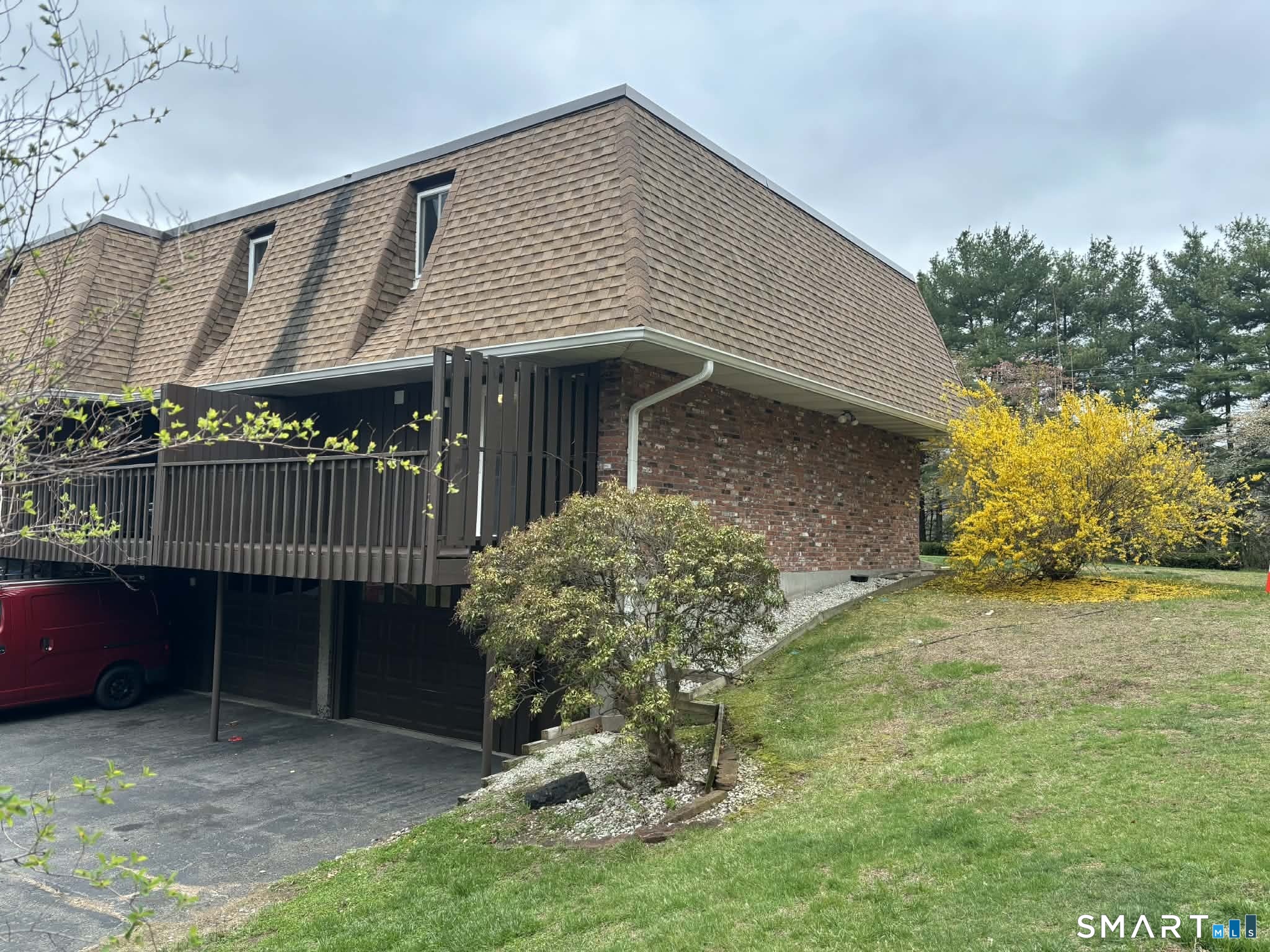 220 Monce Road, Unit 17 Burlington, CT 06013 - Photo 11 of 12