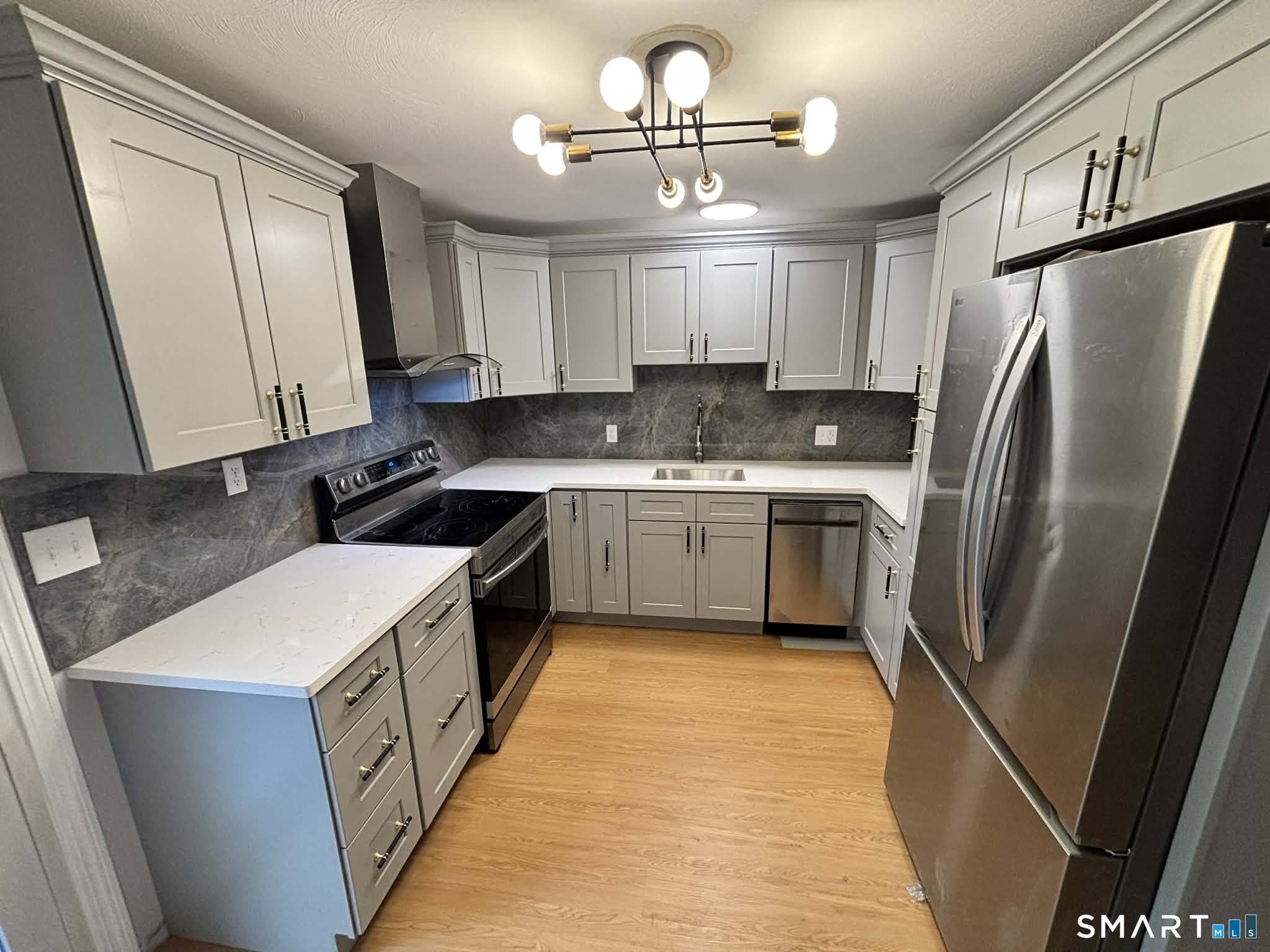 220 Monce Road, Unit 17 Burlington, CT 06013 - Photo 4 of 12