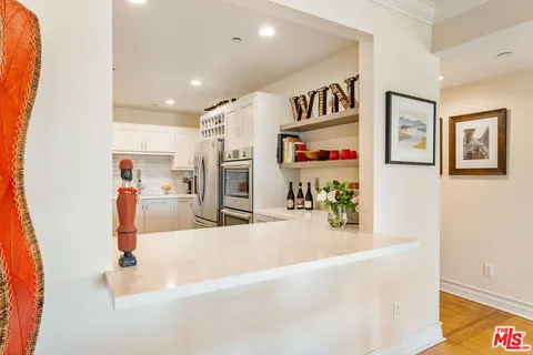 $1,399,000 | 1838 Westholme Avenue, Unit PH3, Los Angeles, CA 90025