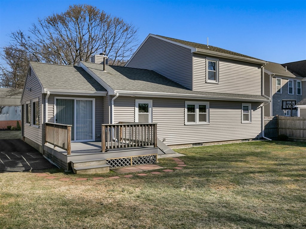 6 Joy Road Peabody, MA 01960 - Photo 3 of 27 Gallery Image 3
