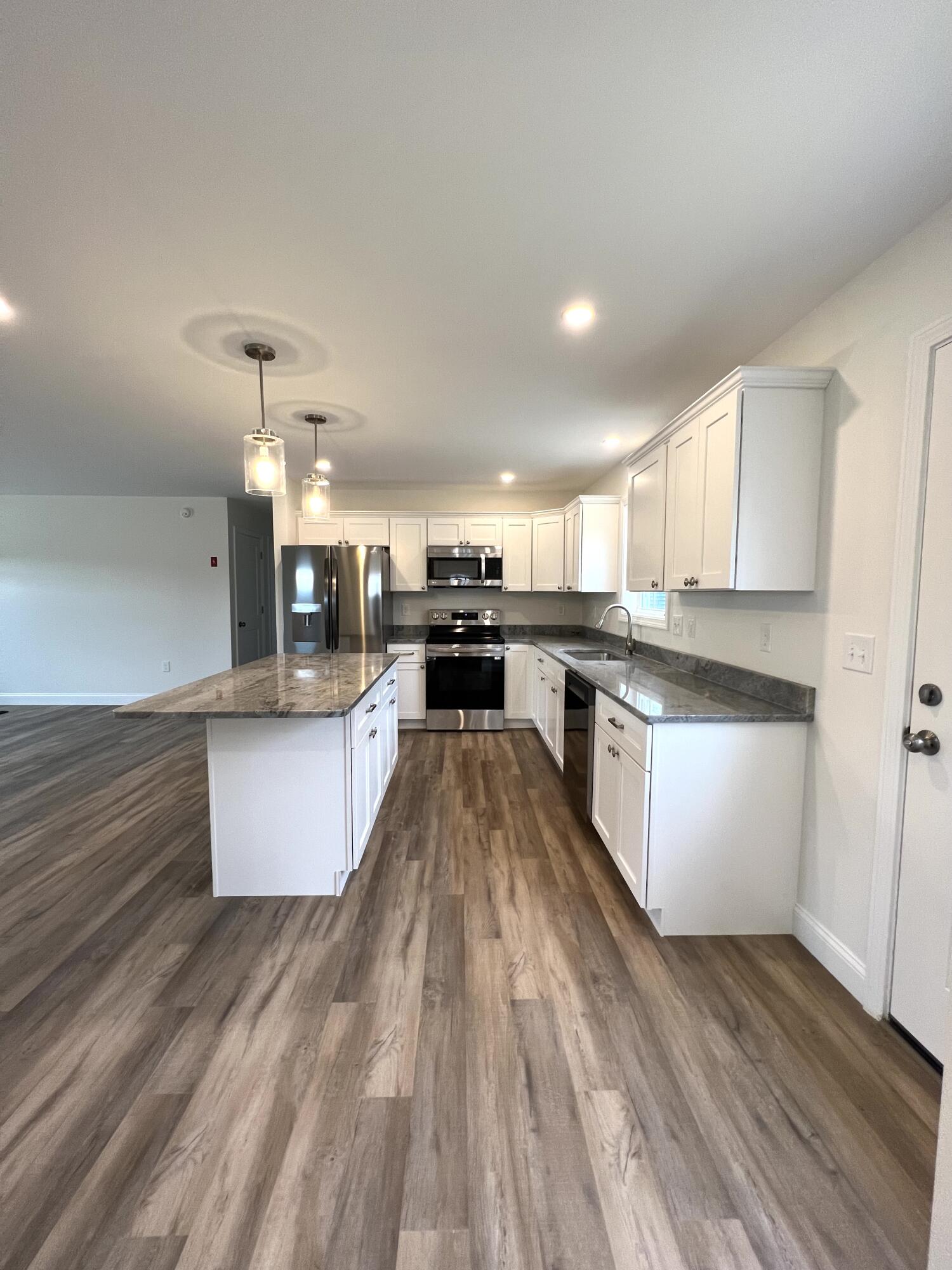 18 Estes Drive Steep Falls, ME 04085 - Photo 5 of 31 IMG_7129