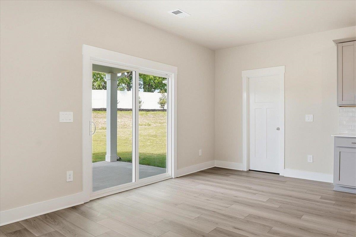 516 Hadlow Street Greer, SC 29651 - Photo 8 of 33