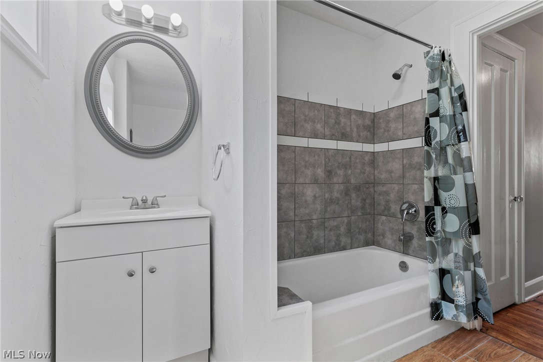 18219 Cornwall Road Cleveland, OH 44119 - Photo 25 of 32 Gallery Image 25