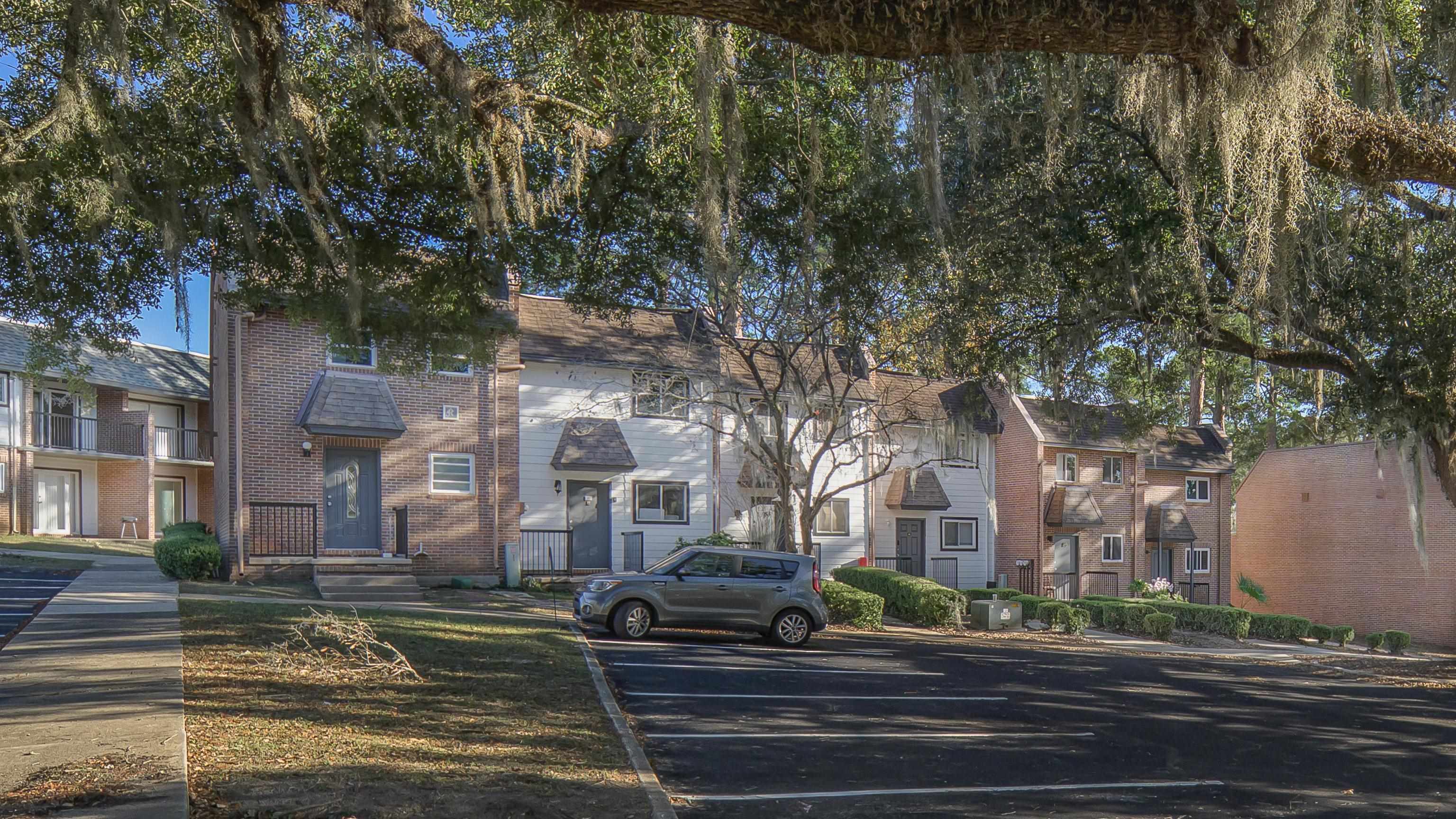 2731 South Blair Stone Road, Unit 24 Tallahassee, FL 32301 - Photo 3 of 21
