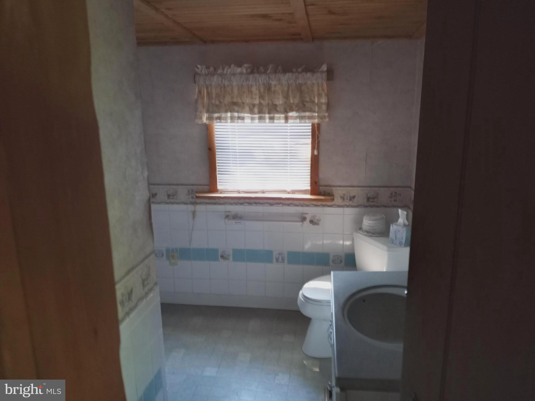 159 Byram Lane Stockton, NJ 08559 - Photo 21 of 41 First Floor Half Bathroom