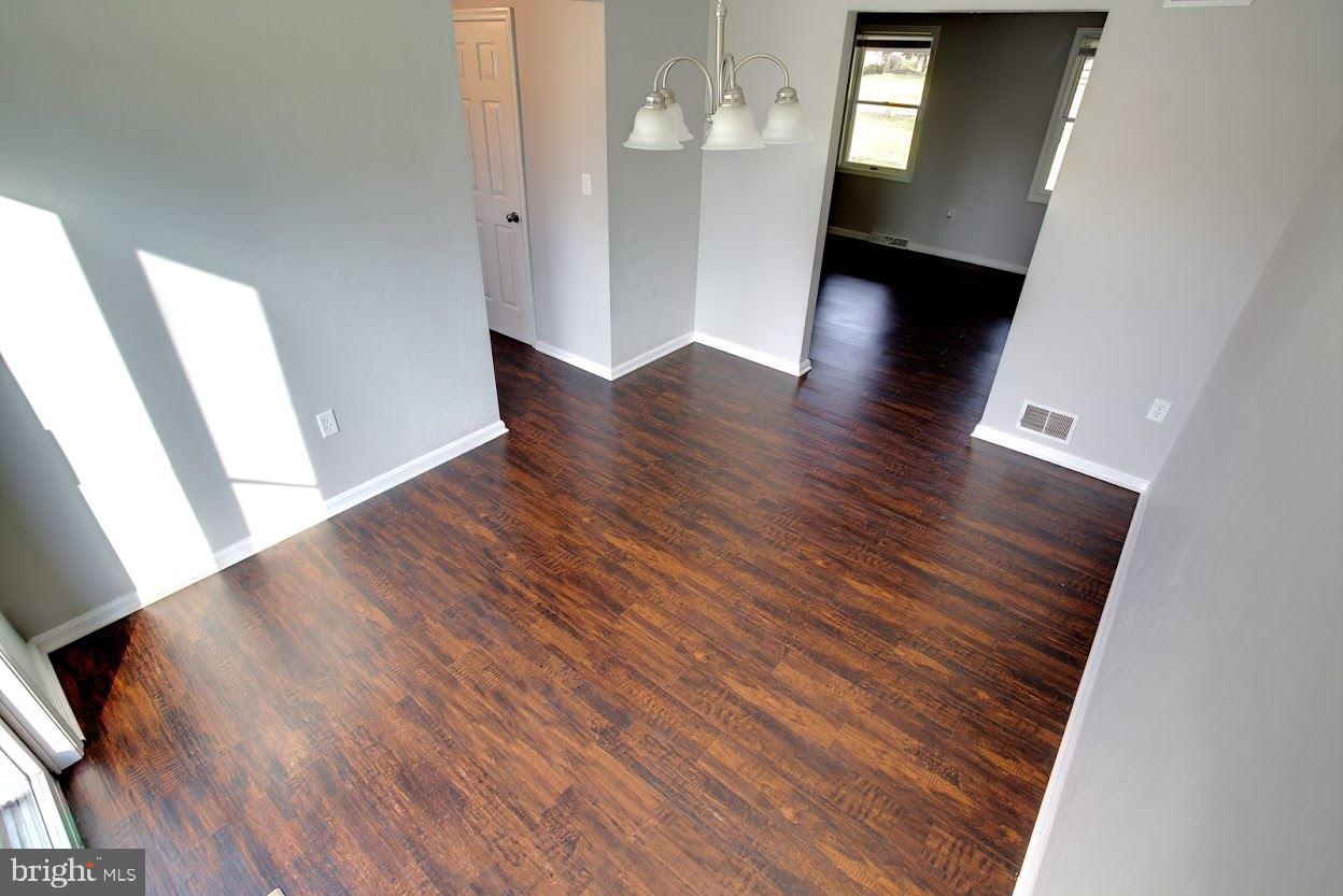 950 Haines Road York, PA 17402 - Photo 6 of 29 Gallery Image 6