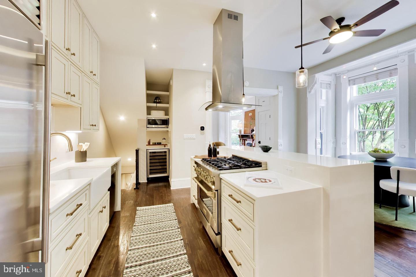 1302 R Street Northwest, Unit 1 Washington, DC 20009 - Photo 19 of 40 Gallery Image 19