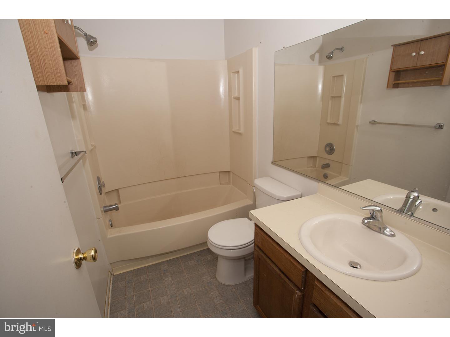 4915 C Dunbarton Road, Unit C Mount Laurel, NJ 08054 - Photo 11 of 11 Bathroom