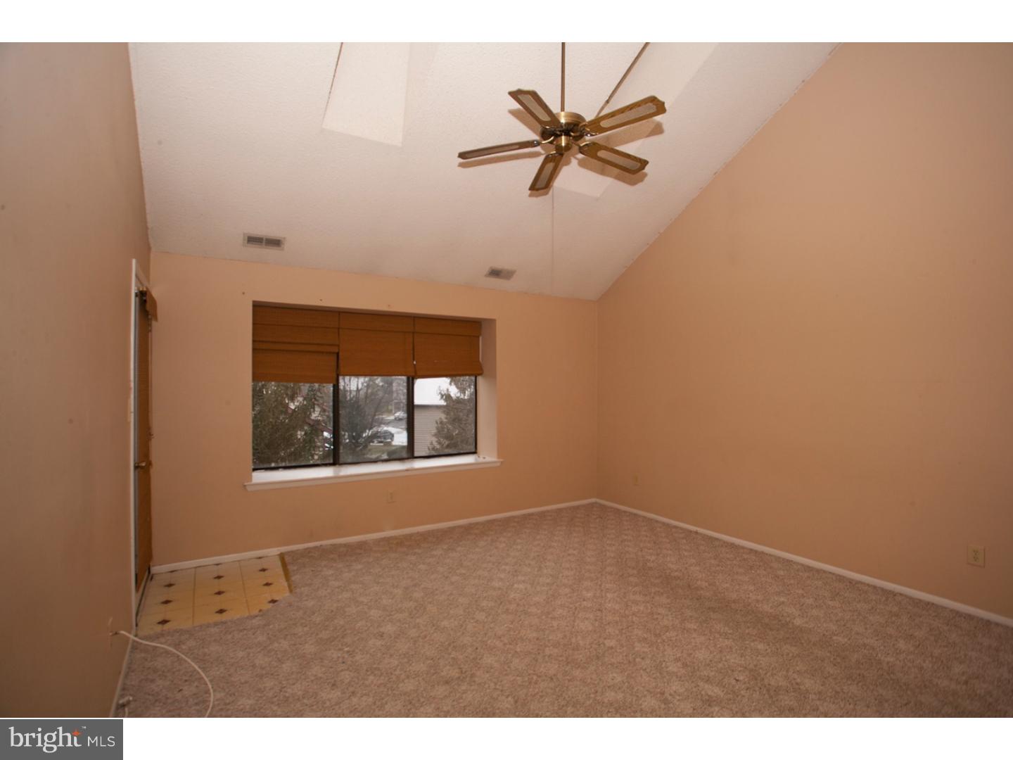 4915 C Dunbarton Road, Unit C Mount Laurel, NJ 08054 - Photo 3 of 11 Living Room