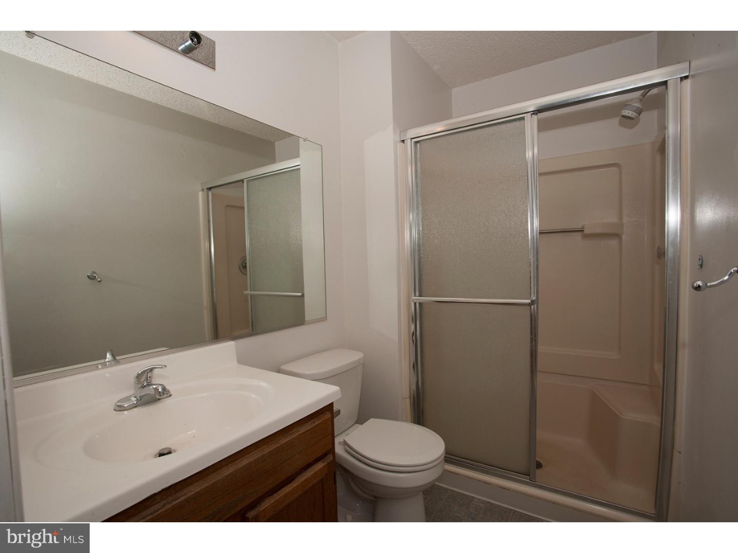 4915 C Dunbarton Road, Unit C Mount Laurel, NJ 08054 - Photo 9 of 11 Master Bathroom