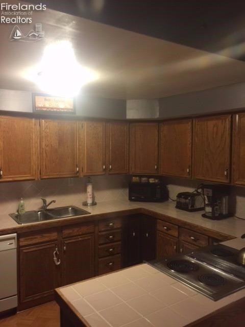 331 Berlin Road Huron, OH 44839 - Photo 7 of 10 Gallery Image 7