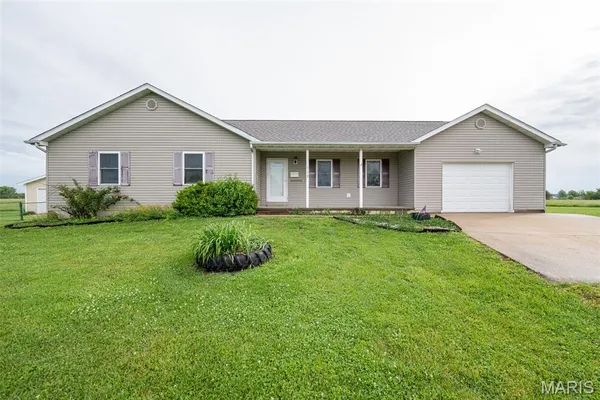 $200,000 | 318 East W&W Cir Drive, Belle, MO 65013