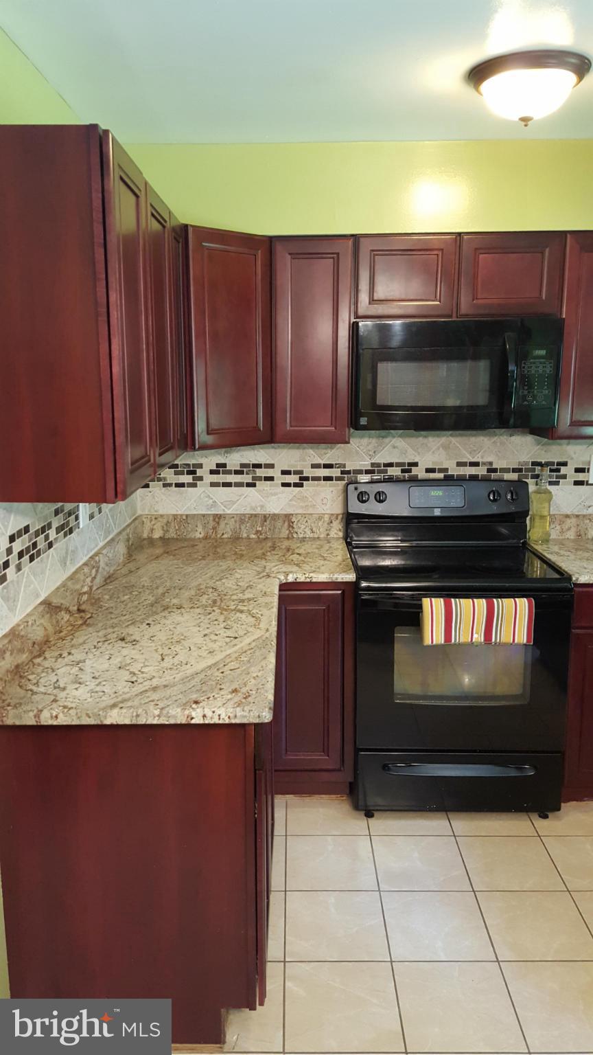 9206 Locksley Road Fort Washington, MD 20744 - Photo 13 of 23 Kitchen