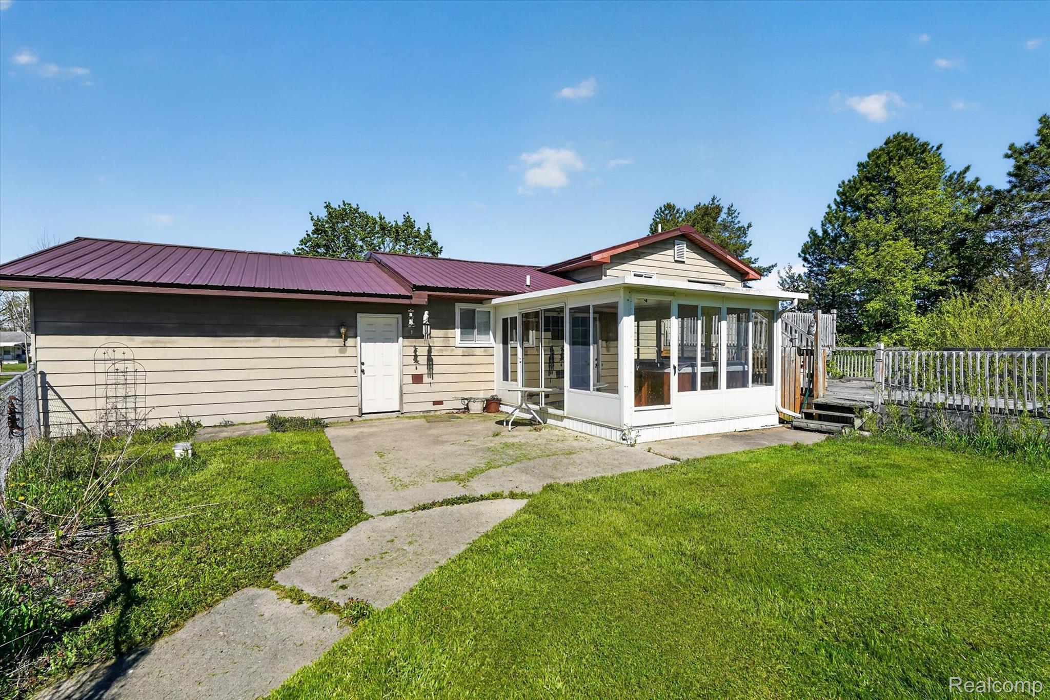 4450 North Vassar Road Flint, MI 48506 - Photo 35 of 46 39-4450-N-Vassar-Rd-WindowStill-Real-Estate-Photography-56.jpg