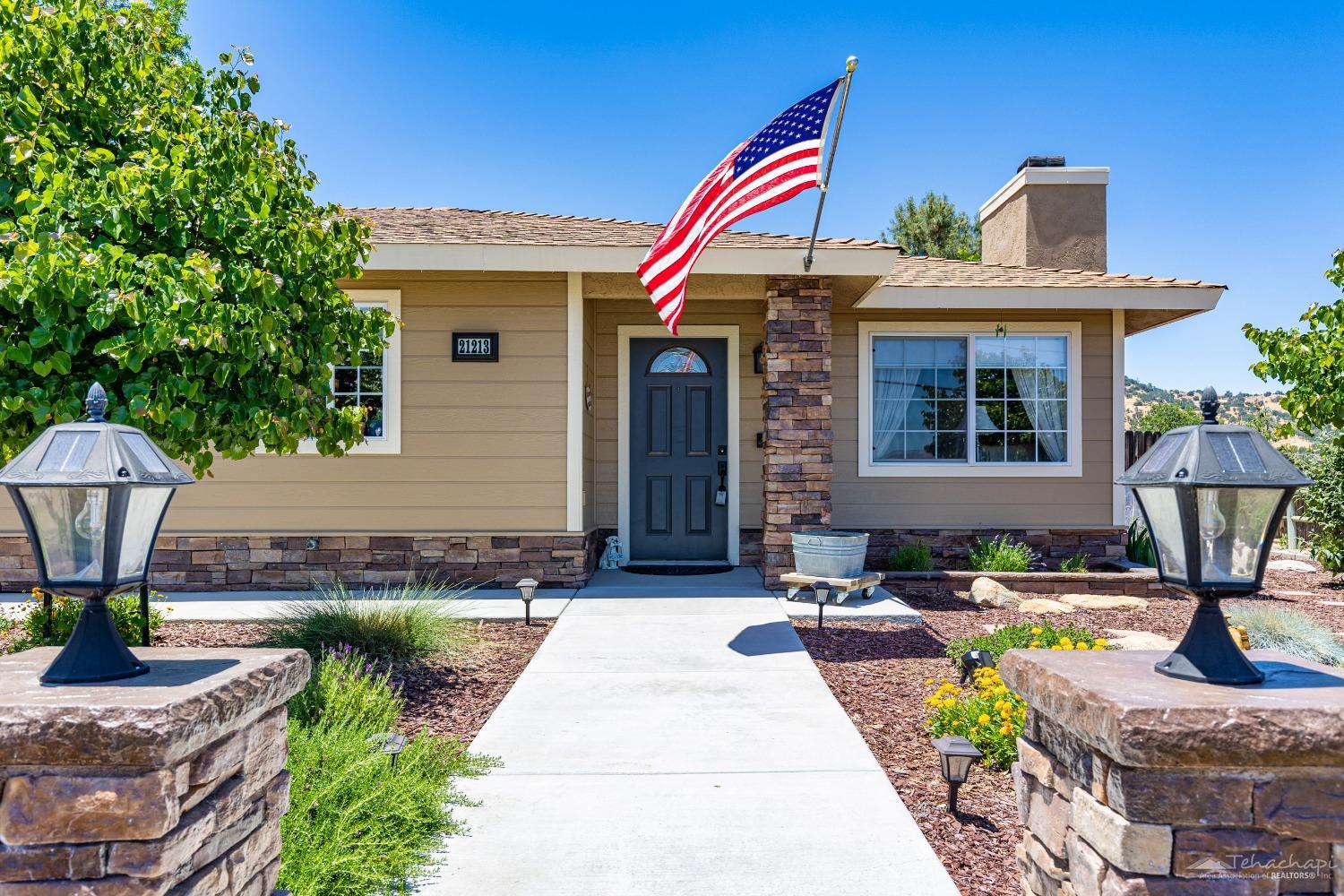 21213 Quail Springs Road Tehachapi, CA 93561 - Photo 3 of 32 Gallery Image 3