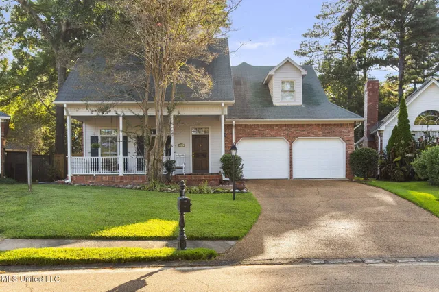 $395,000 | 243 Bayview Drive, Madison, MS 39110