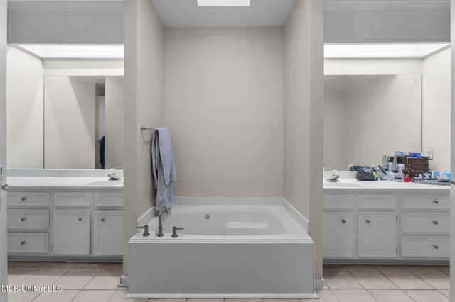 $395,000 | 243 Bayview Drive, Madison, MS 39110