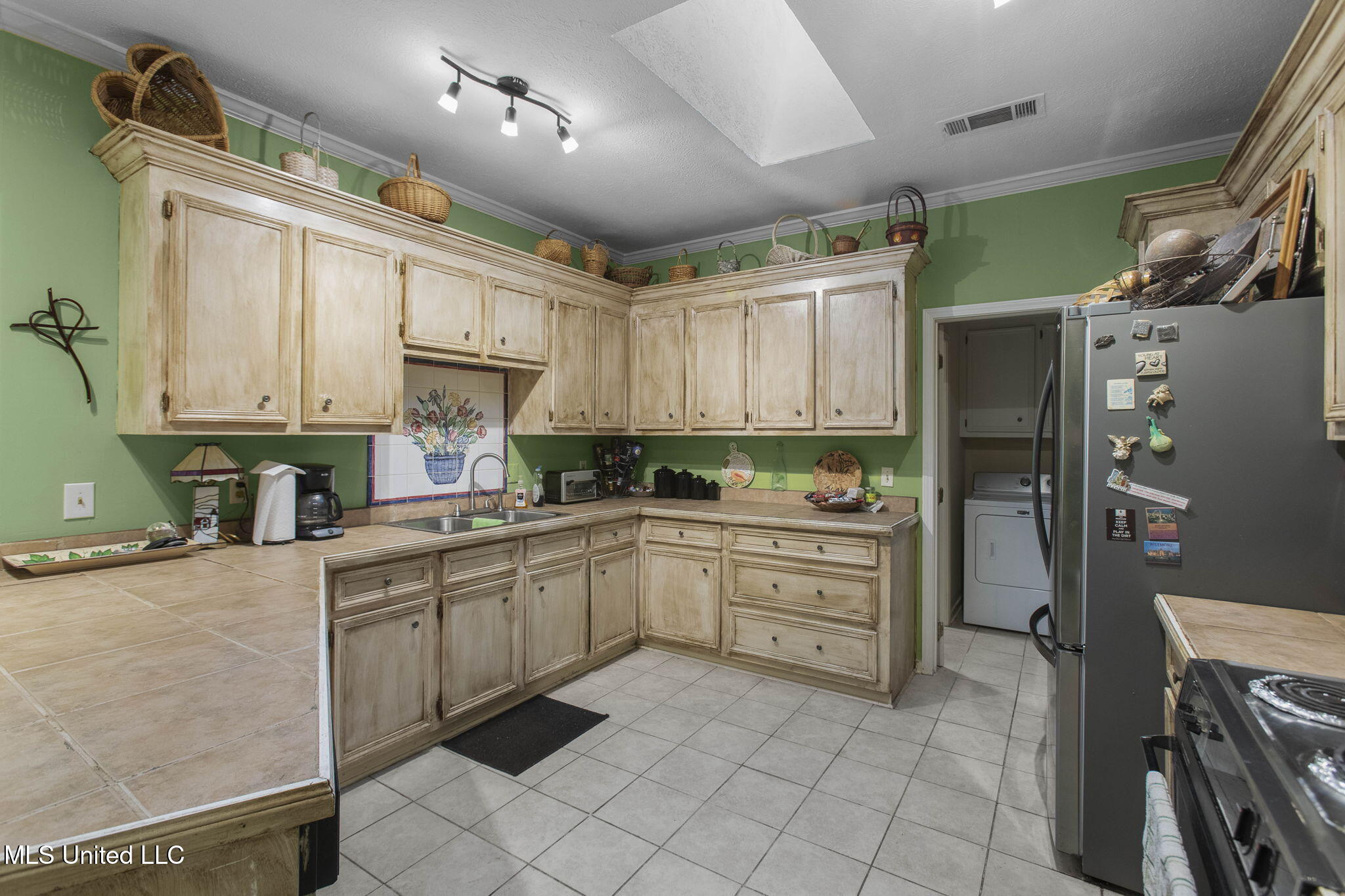 243 Bayview Drive Madison, MS 39110 - Photo 34 of 41 13-web-or-mls-243 Bayview-13