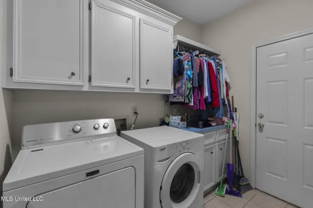 $395,000 | 243 Bayview Drive, Madison, MS 39110