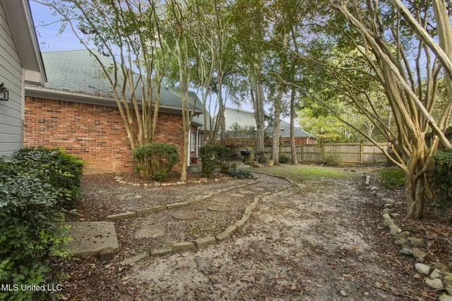 $395,000 | 243 Bayview Drive, Madison, MS 39110