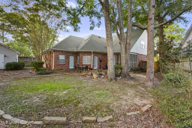 $395,000 | 243 Bayview Drive, Madison, MS 39110
