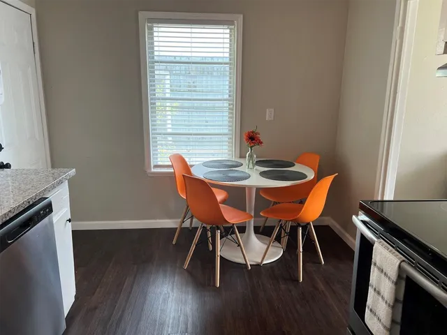 $1,500 | 2910 Lavender Street, Houston, TX 77026