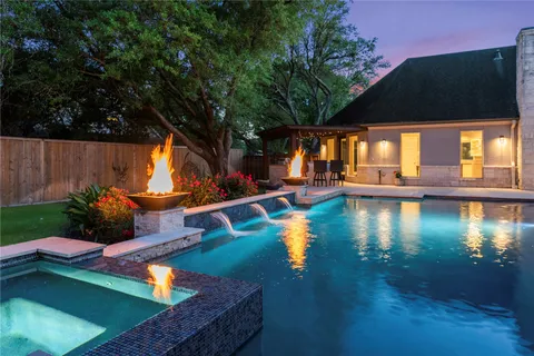 $1,990,000 | 2911 South Saddlebrook Lane, Katy, TX 77494