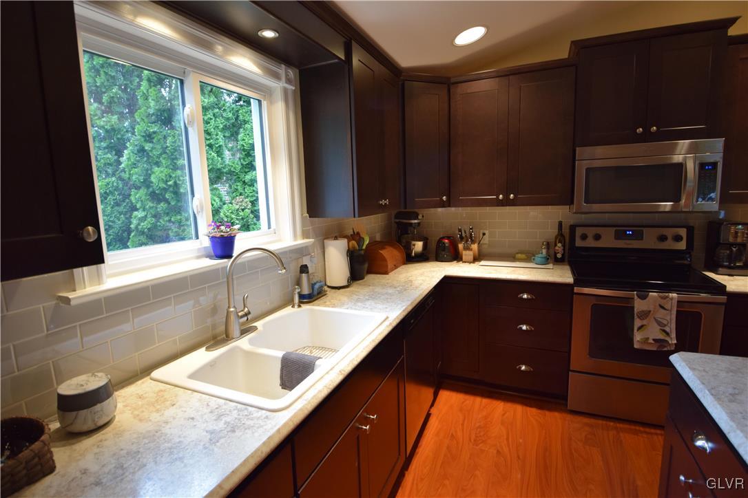 6351 Chapmans Road Allentown, PA 18106 - Photo 8 of 34 Gallery Image 8