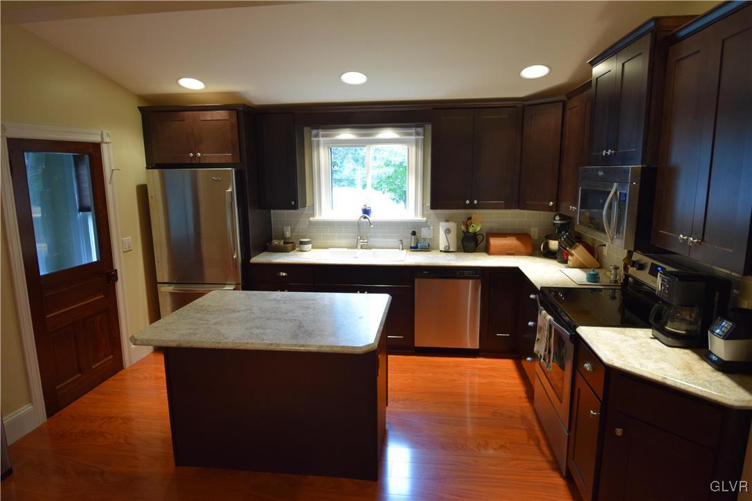6351 Chapmans Road Allentown, PA 18106 - Photo 9 of 34 Gallery Image 9