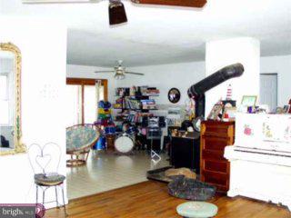 565 Forgedale Road Barto, PA 19504 - Photo 3 of 5 Gallery Image 3
