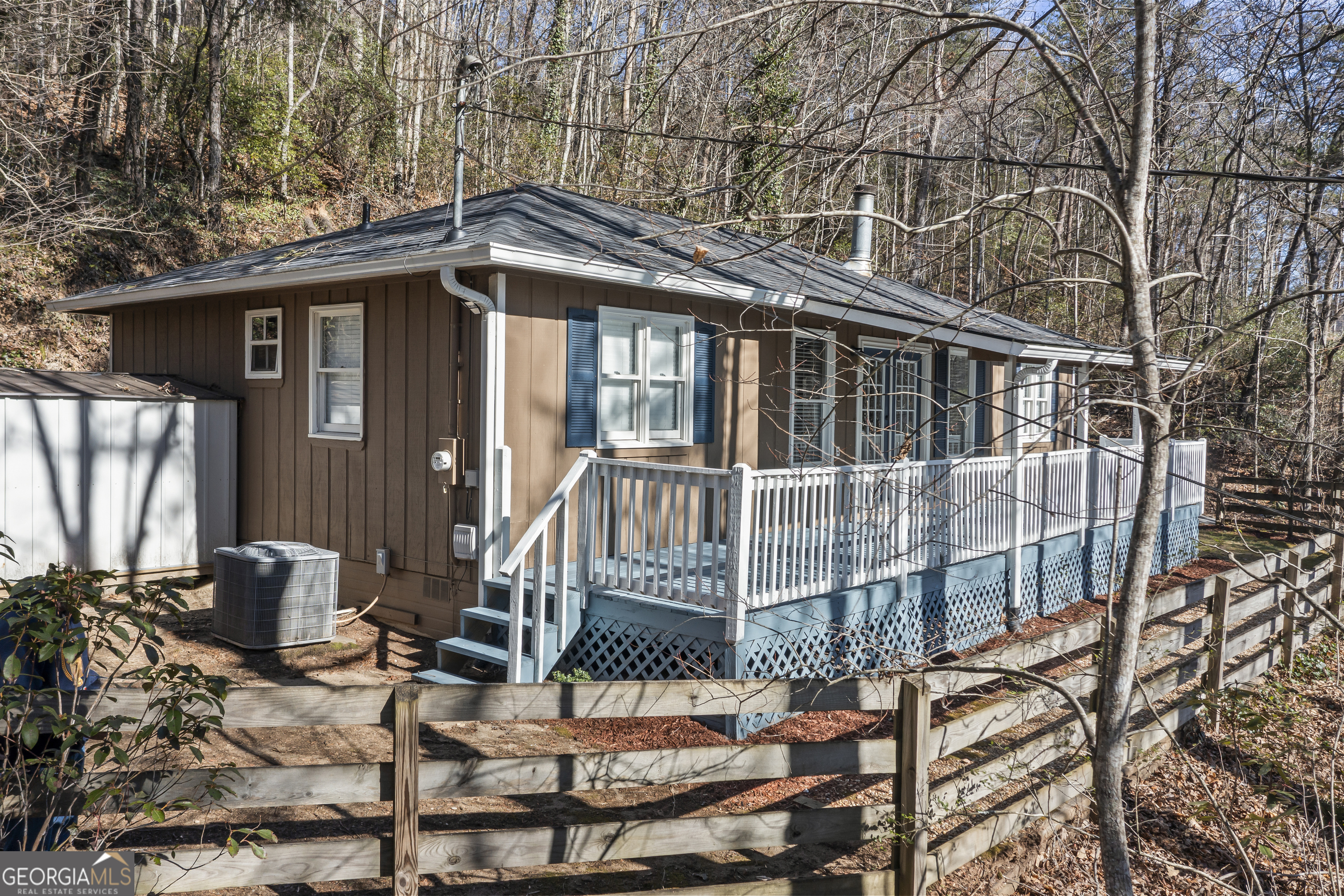1131 Joe Davis Road Tiger, GA 30576 - Photo 3 of 45
