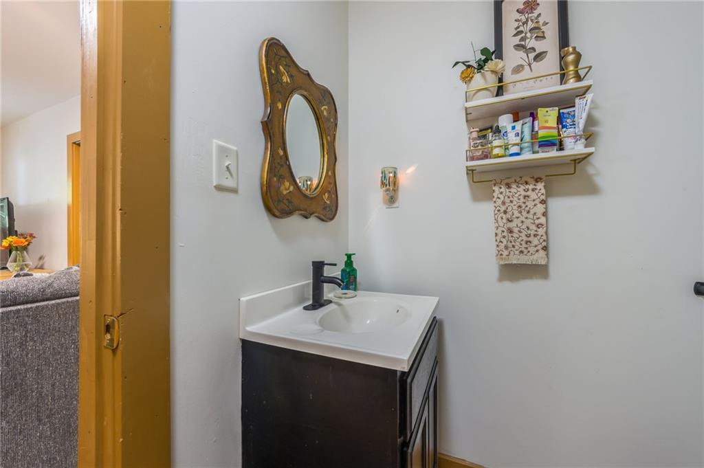 471 Southeast 1131st Road Clinton, MO 64735 - Photo 25 of 58 Gallery Image 25