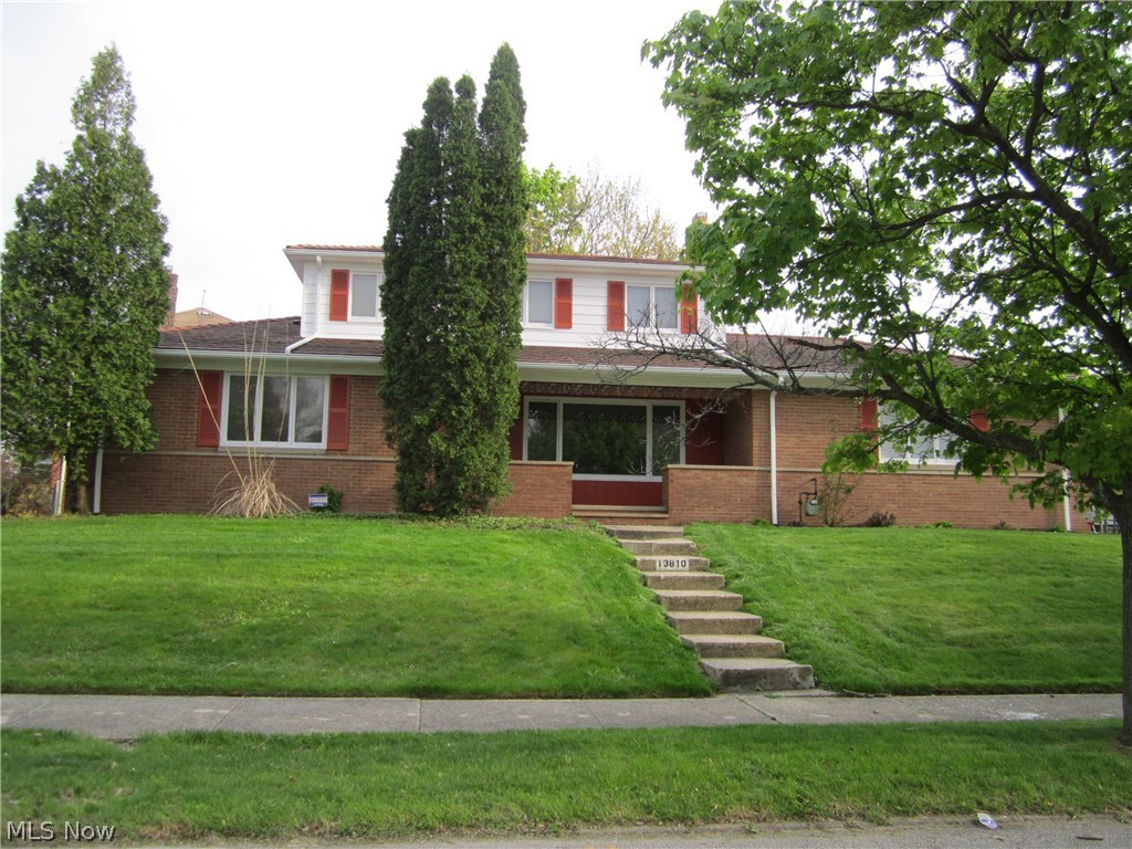 13810 Southington Road Cleveland, OH 44120 - Photo 1 of 20 Gallery Image 1