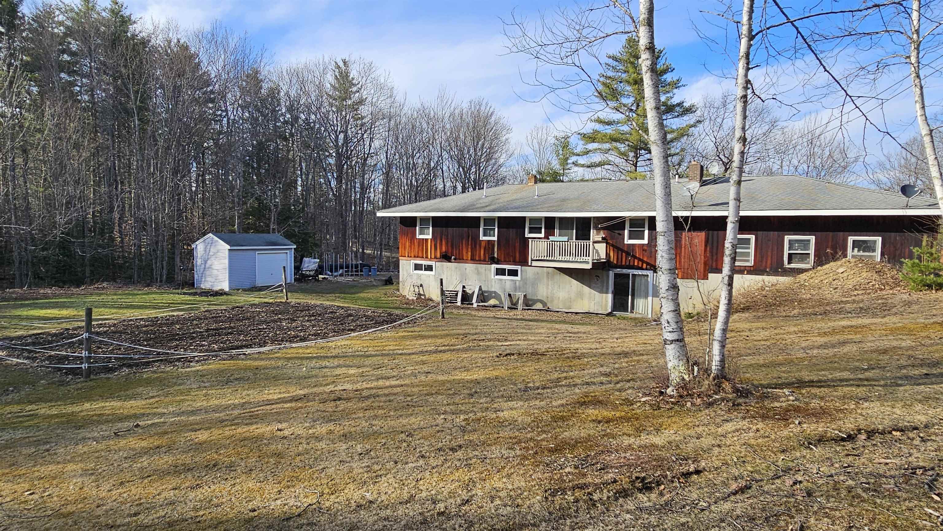207 Hartshorn Road Barnstead, NH 03218 - Photo 4 of 31 Gallery Image 4