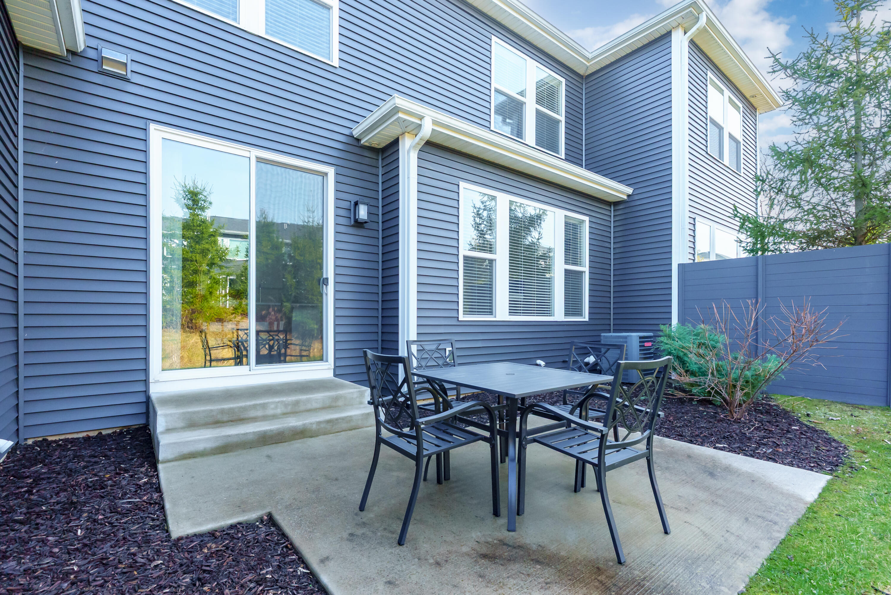 4128 Enclave Way Kalamazoo, MI 49009 - Photo 27 of 32 Concrete patio to enjoy