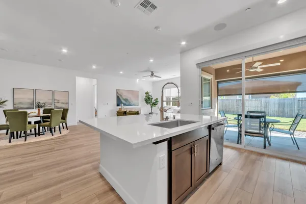 $899,000 | 3270 Gdn Ter Drive, Folsom, CA 95630