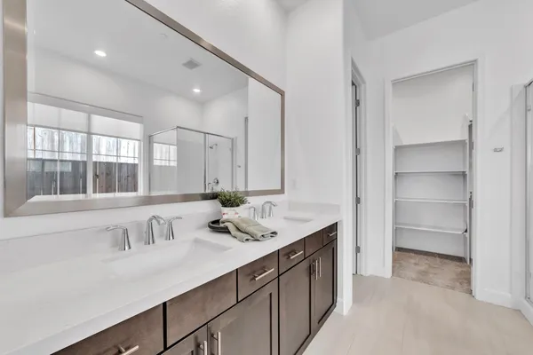 $899,000 | 3270 Gdn Ter Drive, Folsom, CA 95630