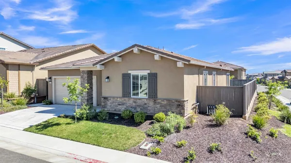 $899,000 | 3270 Gdn Ter Drive, Folsom, CA 95630