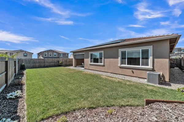 $899,000 | 3270 Gdn Ter Drive, Folsom, CA 95630