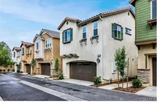 $750,000 | 12835 West Hemingway Drive, San Fernando, CA 91340