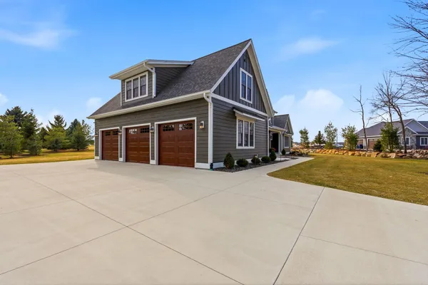 $1,299,999 | 3815 Densmore Court, Slinger, WI 53086