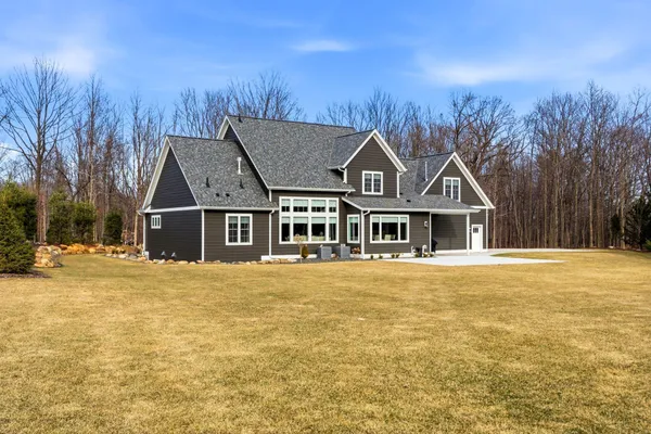 $1,299,999 | 3815 Densmore Court, Slinger, WI 53086