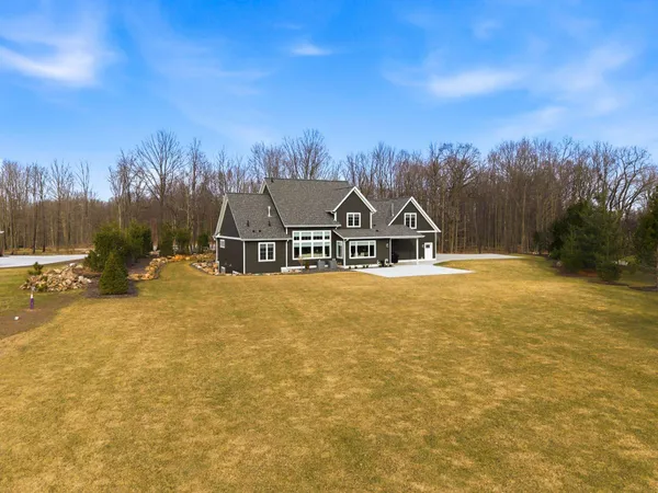 $1,299,999 | 3815 Densmore Court, Slinger, WI 53086