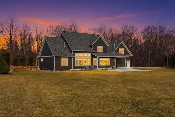 $1,299,999 | 3815 Densmore Court, Slinger, WI 53086