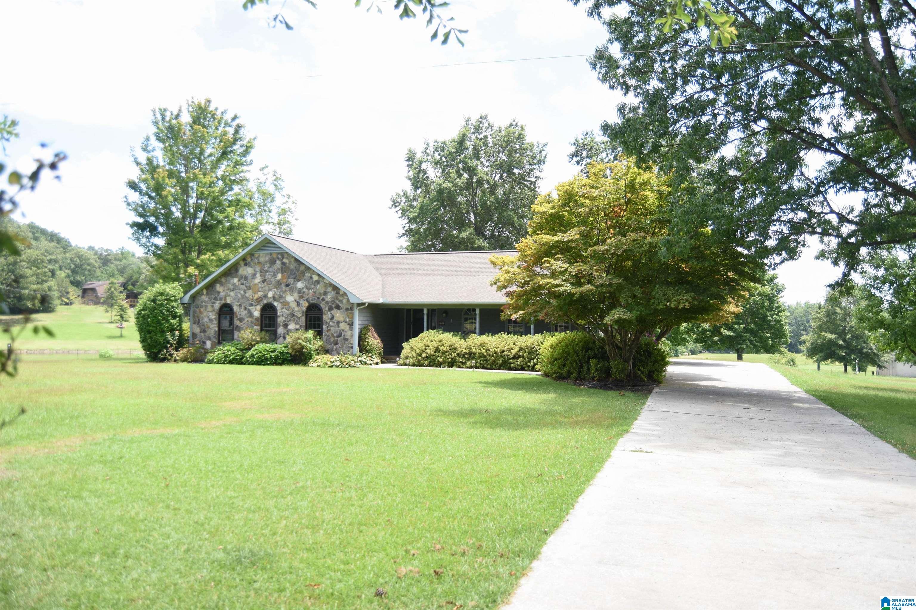 873 Buckelew Road Anniston, AL 36207 - Photo 4 of 91