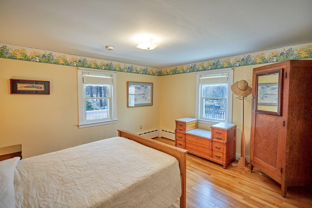 90 Pilgrim Spring Road Wellfleet, MA 02667 - Photo 11 of 25