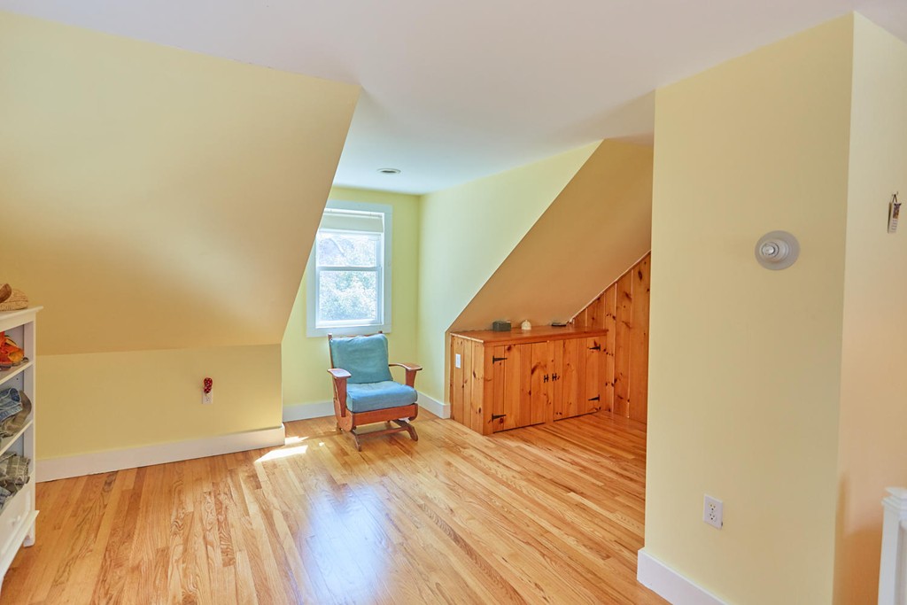 90 Pilgrim Spring Road Wellfleet, MA 02667 - Photo 16 of 25