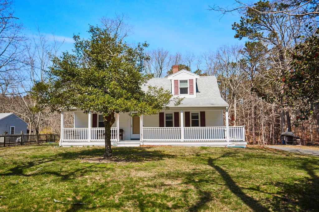 90 Pilgrim Spring Road Wellfleet, MA 02667 - Photo 4 of 25