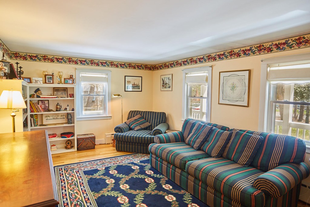 90 Pilgrim Spring Road Wellfleet, MA 02667 - Photo 8 of 25
