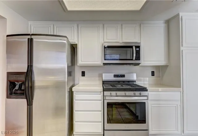 $3,200 | 356 Amalfi Street, Henderson, NV 89074